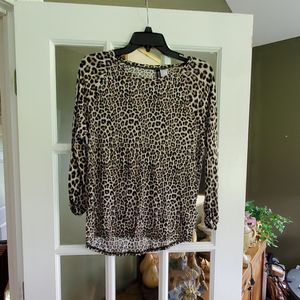 Divided Blouse